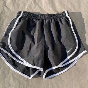 Nike dri-fit gray lined running shorts. Size Small‎
